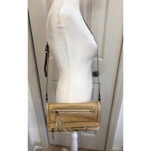 Old Trend  Aster Genuine Leather Crossbody Bag Adjustable